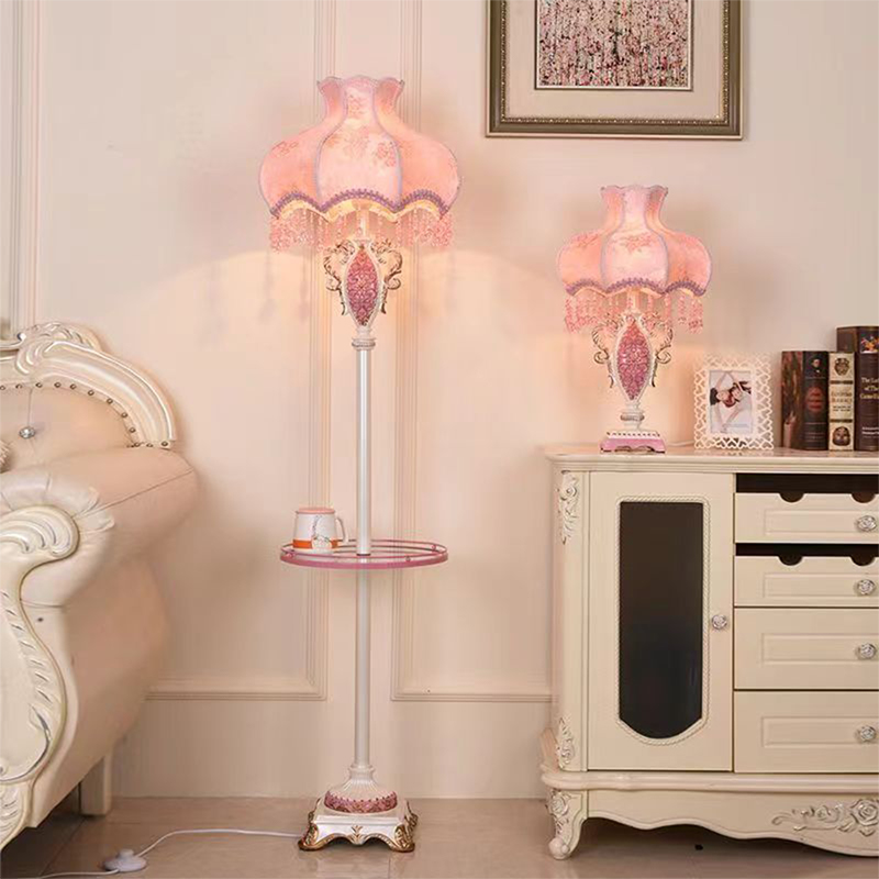 Lampada da Tavolo Rosa Europea - Desk Lamp Led recensione e prezzo